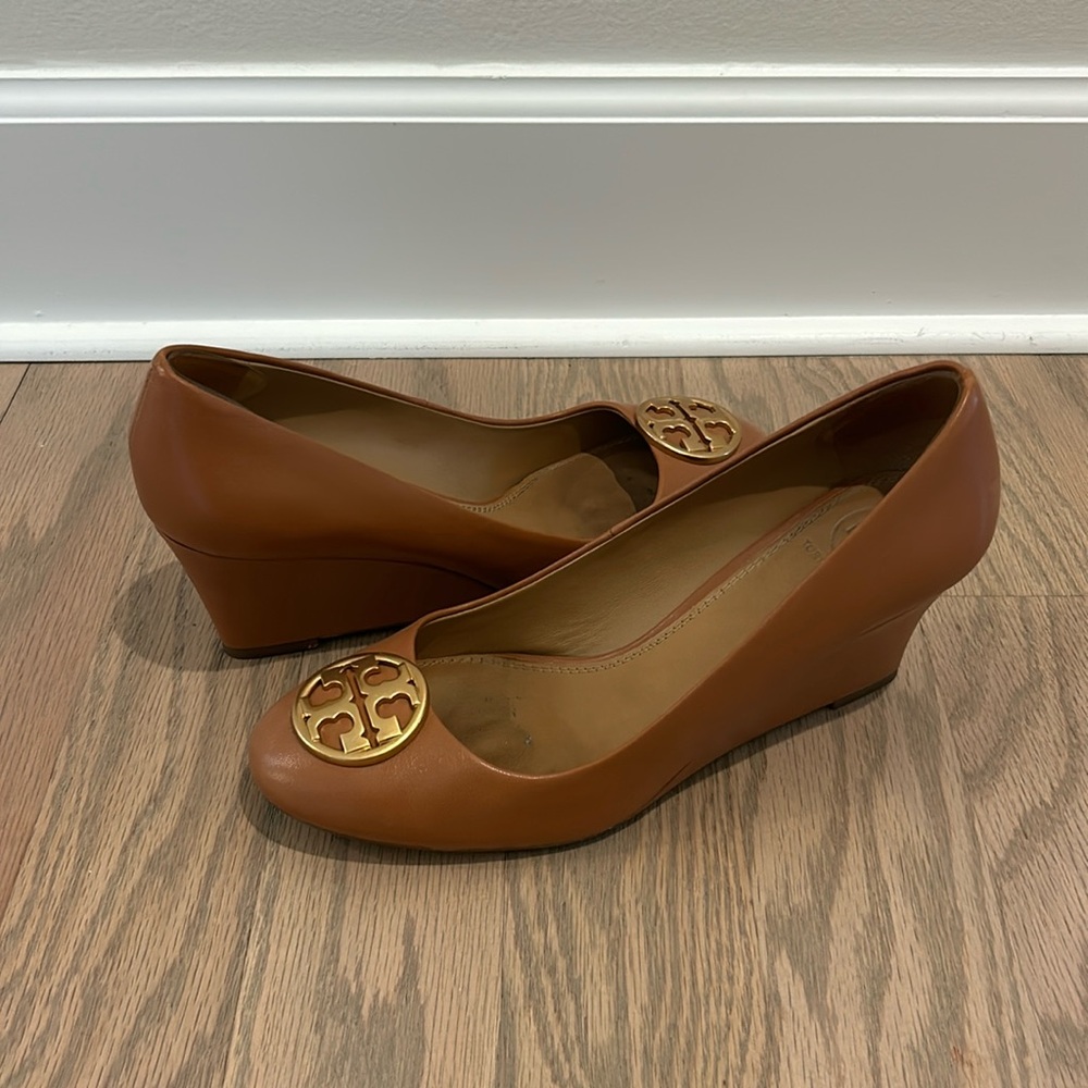 Tory Burch Chelsea Wedge